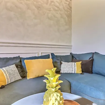 Le Yellow - - Climatisé Nîmes